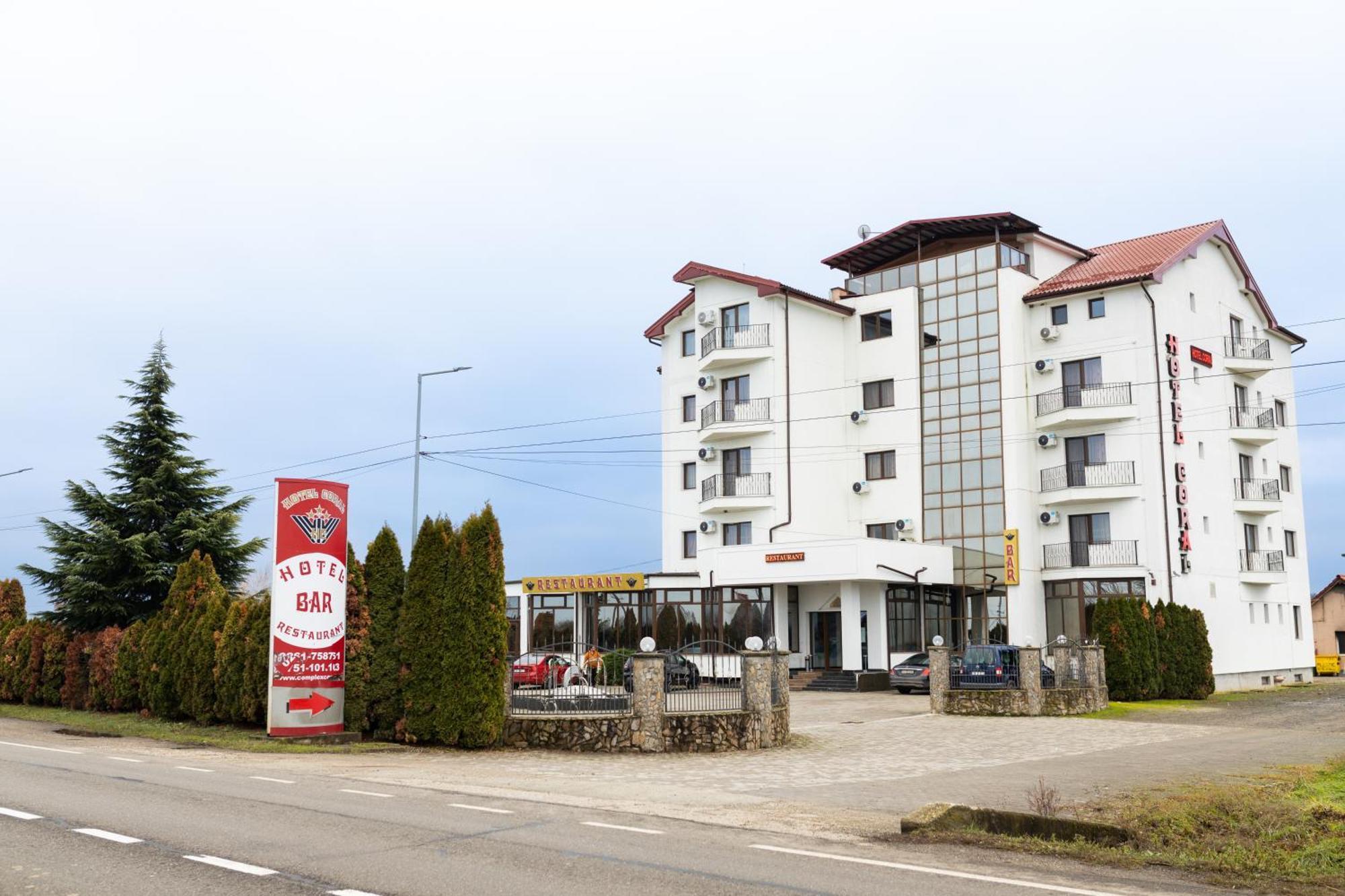 Hotel Coral Сату-Маре Екстер'єр фото
